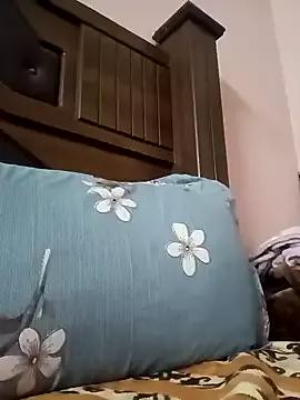 Bigassapple from StripChat is Freechat