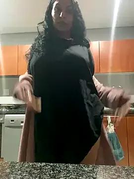 Photos of BigBootyButter from StripChat is Freechat