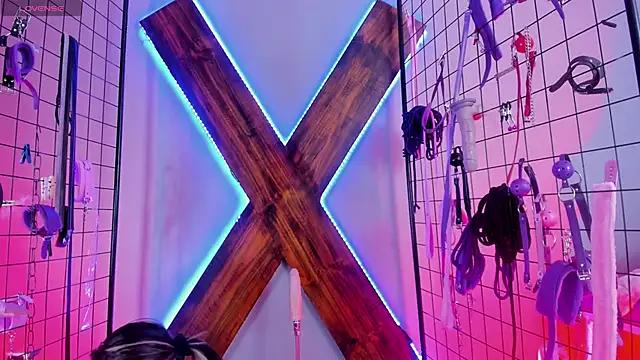 Black_Rosse_Queen from StripChat is Freechat