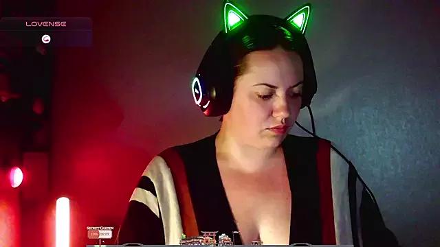 Girls and cam to cam: Watch as these sophisticated entertainers uncover their stunning costumes and curvaceous curves online!