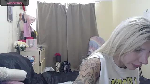 BLACKPeonyy from StripChat is Freechat