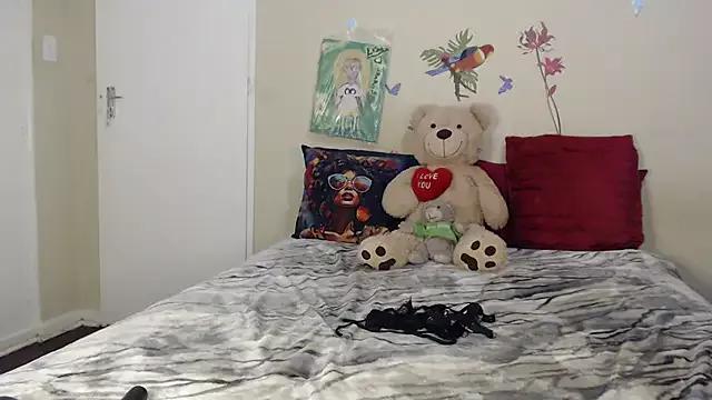 Girls and cam to cam: Watch as these sophisticated entertainers uncover their stunning costumes and curvaceous curves online!