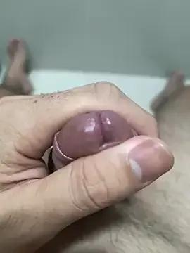 blancoleon14 from StripChat is Freechat