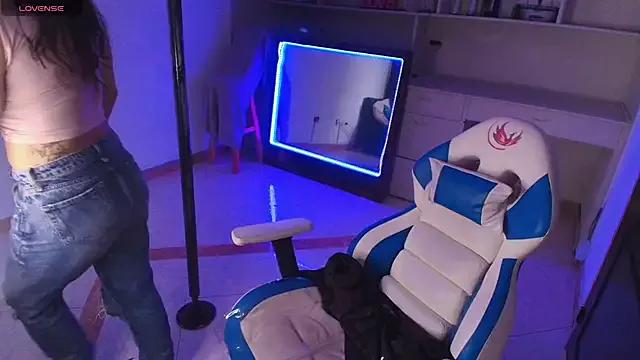 Girls and cam to cam: Watch as these sophisticated entertainers uncover their stunning costumes and curvaceous curves online!