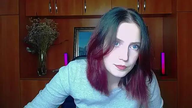 BlueberryDi from StripChat is Freechat