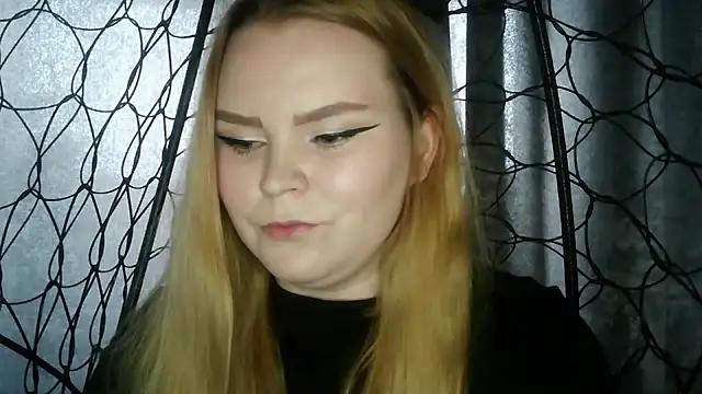 blushing_star from StripChat is Freechat