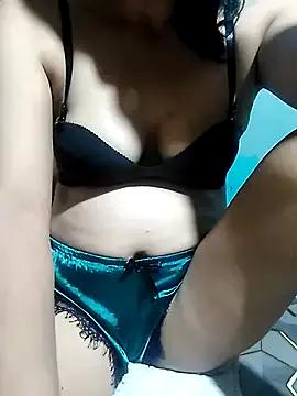 bomb_shiela from StripChat is Freechat