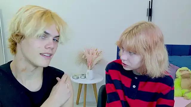 Bonnie_And_C1yde from StripChat is Freechat