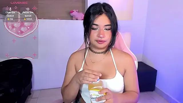 Girls and cam to cam: Watch as these sophisticated entertainers uncover their stunning costumes and curvaceous curves online!