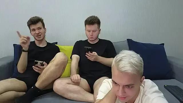 Girls and cam to cam: Watch as these sophisticated entertainers uncover their stunning costumes and curvaceous curves online!