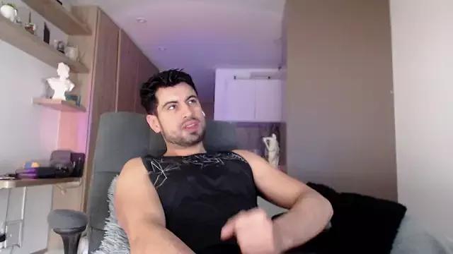 bradley_muscle from StripChat is Freechat