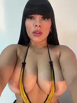 Girls and cam to cam: Watch as these sophisticated entertainers uncover their stunning costumes and curvaceous curves online!