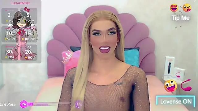 briana_sex32 from StripChat is Freechat