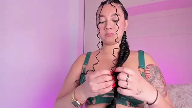 Girls and cam to cam: Watch as these sophisticated entertainers uncover their stunning costumes and curvaceous curves online!