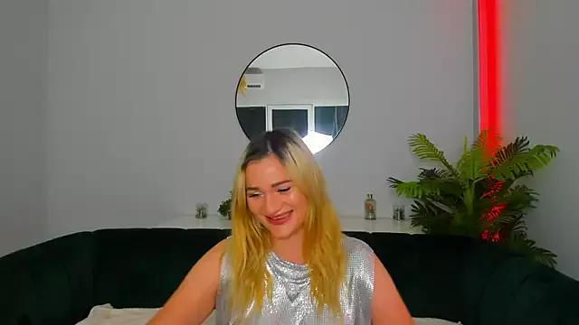 Brianna_Velvet from StripChat is Freechat