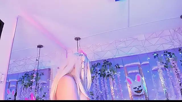 Girls and cam to cam: Watch as these sophisticated entertainers uncover their stunning costumes and curvaceous curves online!