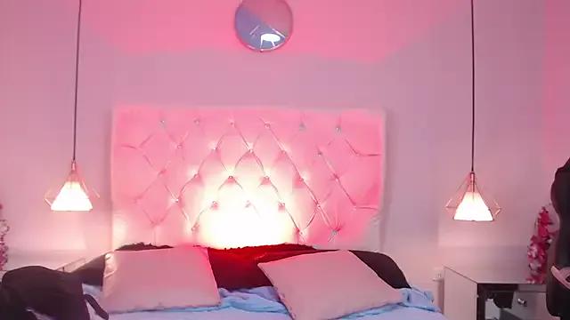 Bubbiecherry from StripChat is Freechat