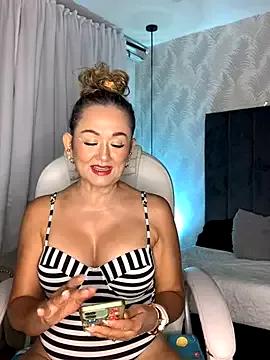 Girls and cam to cam: Watch as these sophisticated entertainers uncover their stunning costumes and curvaceous curves online!