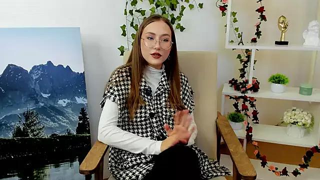BunnyHoerter from StripChat is Freechat