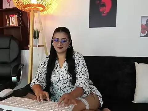 Girls and cam to cam: Watch as these sophisticated entertainers uncover their stunning costumes and curvaceous curves online!
