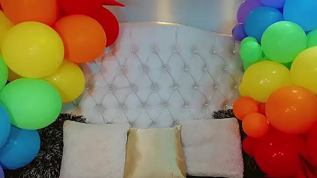 Girls and cam to cam: Watch as these sophisticated entertainers uncover their stunning costumes and curvaceous curves online!