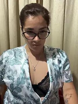 Camila_Garcia_ from StripChat is Freechat
