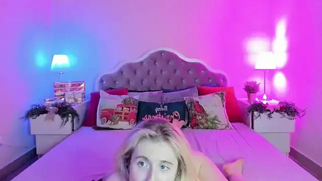 CamillaDreamer from StripChat is Freechat