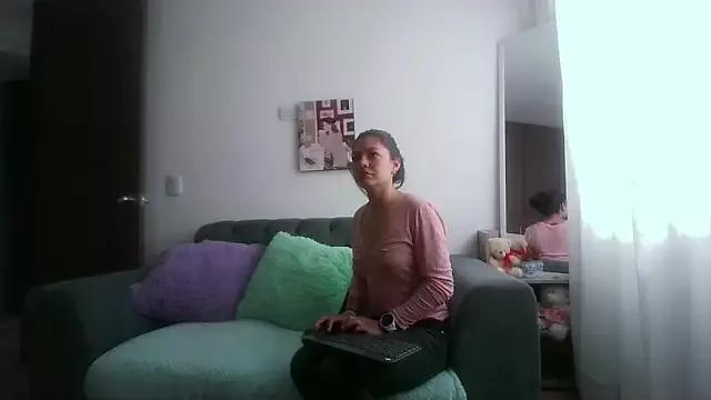 camillej from StripChat is Freechat