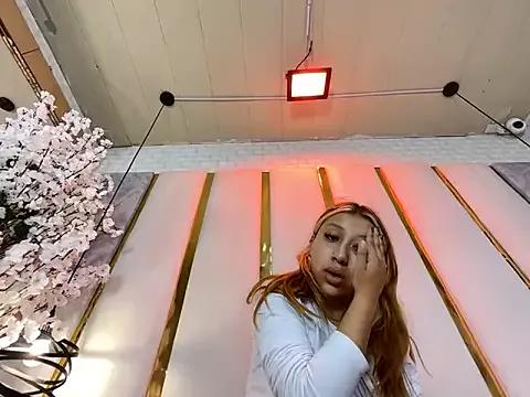 CamilleMilano from StripChat is Freechat