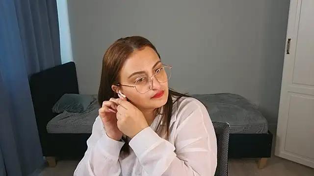 candy_camilaa_ from StripChat is Freechat