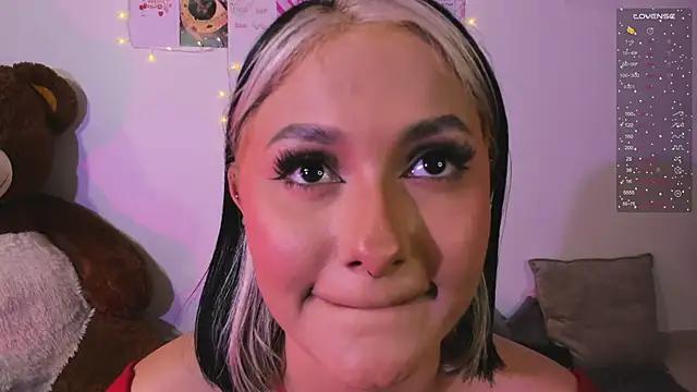 Girls and cam to cam: Watch as these sophisticated entertainers uncover their stunning costumes and curvaceous curves online!