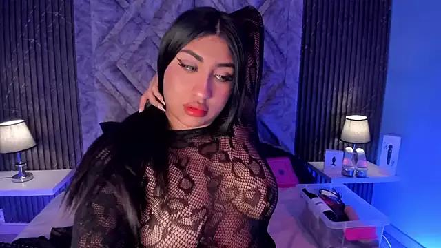 Girls and cam to cam: Watch as these sophisticated entertainers uncover their stunning costumes and curvaceous curves online!