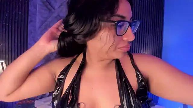 Girls and cam to cam: Watch as these sophisticated entertainers uncover their stunning costumes and curvaceous curves online!