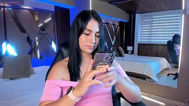 carina_rossi from StripChat is Freechat