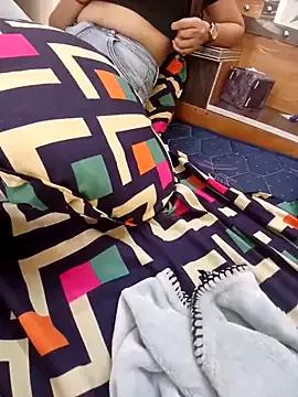 carlf786couple18 from StripChat is Freechat