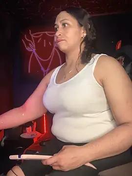 Girls and cam to cam: Watch as these sophisticated entertainers uncover their stunning costumes and curvaceous curves online!