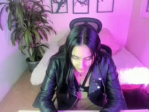 Girls and cam to cam: Watch as these sophisticated entertainers uncover their stunning costumes and curvaceous curves online!