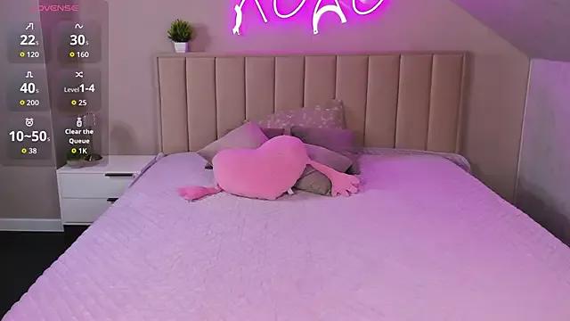 Girls and cam to cam: Watch as these sophisticated entertainers uncover their stunning costumes and curvaceous curves online!