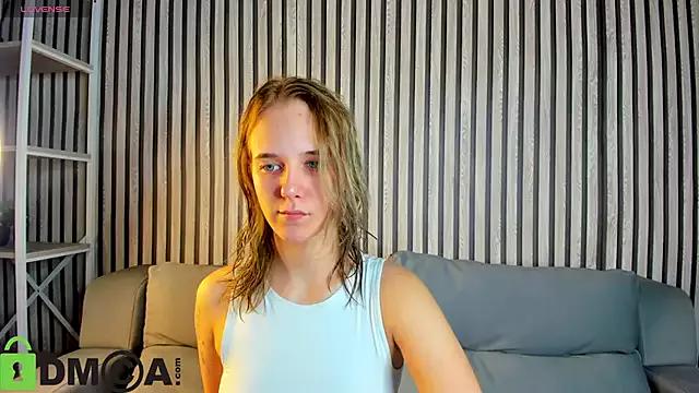 Casey_Sweeet from StripChat is Freechat