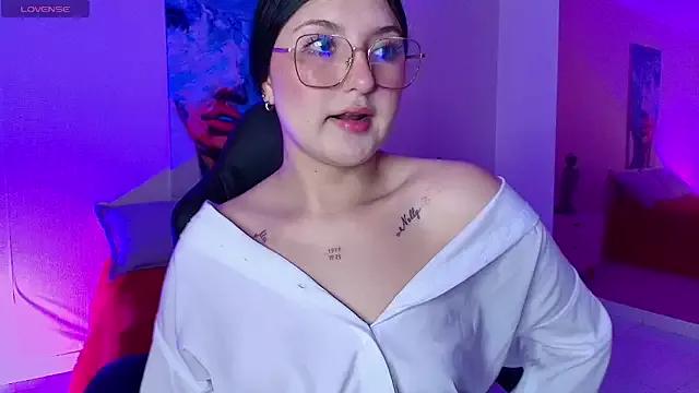 Girls and cam to cam: Watch as these sophisticated entertainers uncover their stunning costumes and curvaceous curves online!