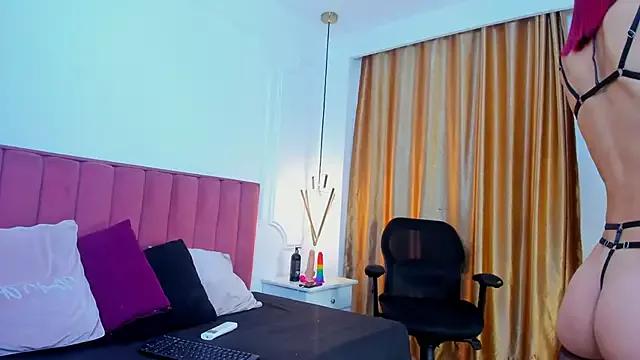 Girls and cam to cam: Watch as these sophisticated entertainers uncover their stunning costumes and curvaceous curves online!