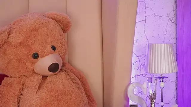 Girls and cam to cam: Watch as these sophisticated entertainers uncover their stunning costumes and curvaceous curves online!