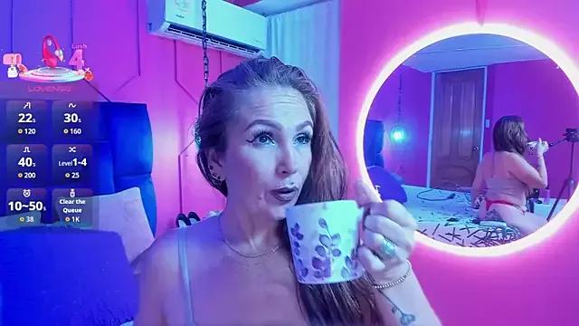 Girls and cam to cam: Watch as these sophisticated entertainers uncover their stunning costumes and curvaceous curves online!