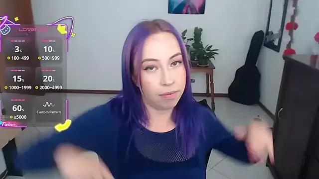 Girls and cam to cam: Watch as these sophisticated entertainers uncover their stunning costumes and curvaceous curves online!