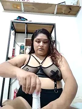 CherrYBiker from StripChat is Freechat