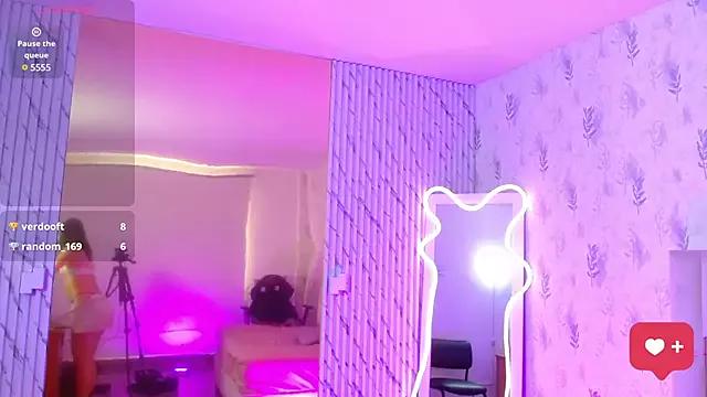 Girls and cam to cam: Watch as these sophisticated entertainers uncover their stunning costumes and curvaceous curves online!