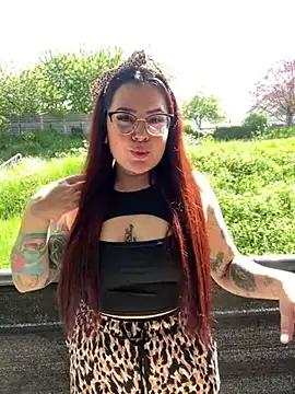 Girls and cam to cam: Watch as these sophisticated entertainers uncover their stunning costumes and curvaceous curves online!