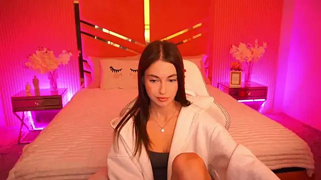 Girls and cam to cam: Watch as these sophisticated entertainers uncover their stunning costumes and curvaceous curves online!