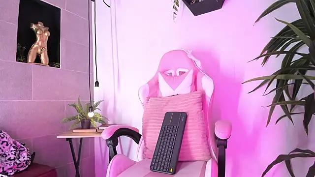 Girls and cam to cam: Watch as these sophisticated entertainers uncover their stunning costumes and curvaceous curves online!
