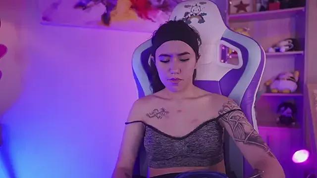 chloe_moons_ from StripChat is Freechat